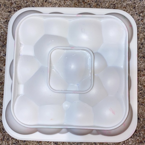 Lot of 5 Silicone Baking Molds Cake Cupcake EUC - Picture 2 of 5